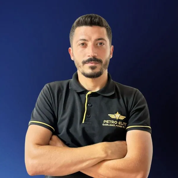 Portrait of Mohamad Fneish, Sales Manager